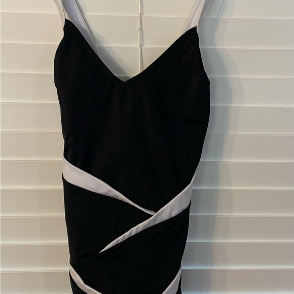 NWOT Instant‎ Figure Women's Compression Two-Tone One-Piece Swimsuit - Picture 13 of 15